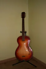 Framus2klein.webp
