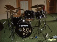 drumset1.webp