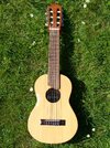 - Guitalele GL1