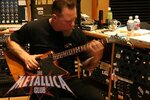 JamesHetfieldGibsonexplorer.jpg