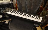 - Q49 Midi Keyboard