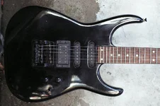 Marathon MG 220 BK body.jpg Marathon MG 220 BK body.jpg