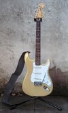 Squier VM Strat 70s RW VBL  2017.jpg