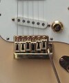 Fender The Strat AW 1982 vibrato unit.jpg