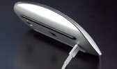 Magic-Mouse-2-charging-port.jpg