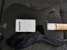 Gitarre_Rear.jpeg Gitarre_Rear.jpeg