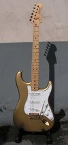 Fender Stratocaster Gold:Gold 1982.jpg