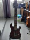 Schecter Omen 8 Walnut Gitarre