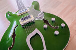 Hagstrom Viking Deluxe Custom Limited Emerald Green