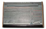 Soundtracs 24 8 16 Baujahr ca.1982.jpg