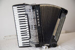 Accordion-Hohner-Morino-VII-N-185-Bass.jpg