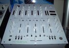 Reloop_RMX-40_DSP_Mixer_limited_weiss.jpg