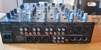 Behringer ddm4000 Battle-Mixer 4+3-Kanal +FX