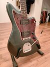 Jazzmaster mit Nitrolack, Staytrem, Spitfire Pickguard, Dummy Coils - CS-Niveau!