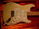 Strat 001.jpg