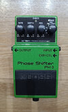 6 x BOSS / 1 x Smartgate Effektpedal