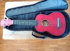 Neue Sopran-Ukulele, mit Tonabnehmer und Hülle