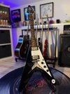 Limitierte Epiphone FLYING V Ebony + Gigbag