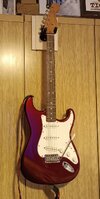 Verkaufe Squier Classic Vibe 60s Stratocaster CAR sehr guter zustand.