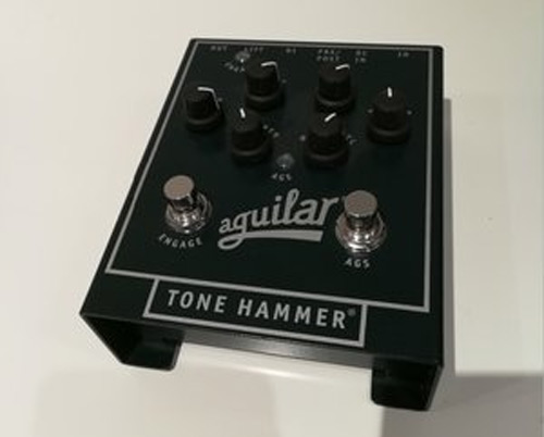 - Tone Hammer Preamp/DI