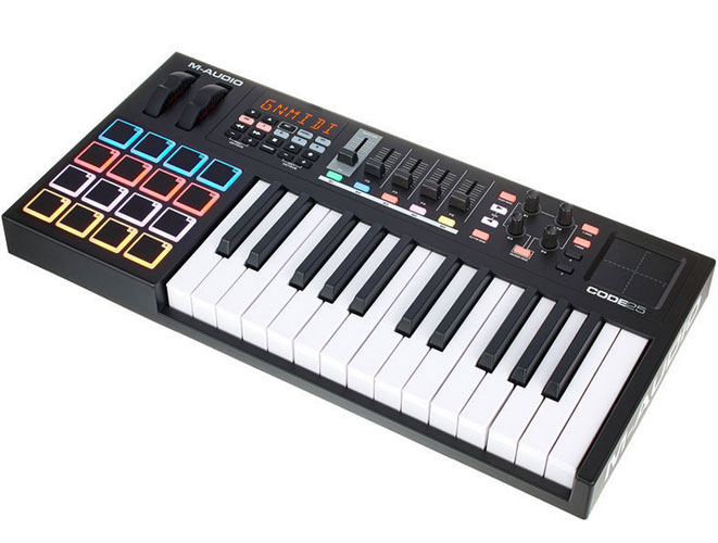 - Code 25 Midi-Keyboard mit Trigger-Pads