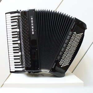 Hohner-Pigini im Vergleich.jpg