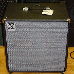 ampeg_ba115av.jpg