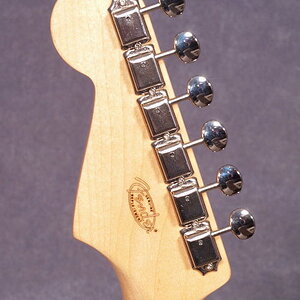 200U-1669_headstock-back.jpg