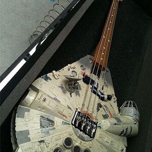 epic-win-photos-star-wars-bass-guitar-win.jpg