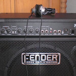 Fender Rumble 150a.jpg
