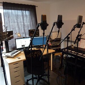 U87 - C414 XL II - C414 XLS - RB500 - NT1a.jpg