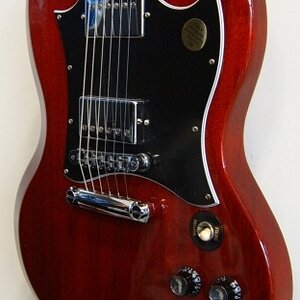 GIBSON_SG-Standard-Heritage-Cherry_3.jpg
