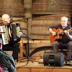 Leuchter & Melrose 11-05-2013 in Ellmendinger Kelter.JPG