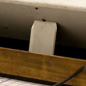 minimoog_metal-bracket.jpg