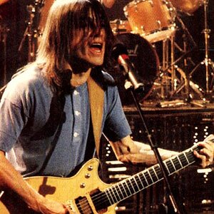 Malcolm_Young_at_ACDC_Monster_of_Rock_Tour.jpg