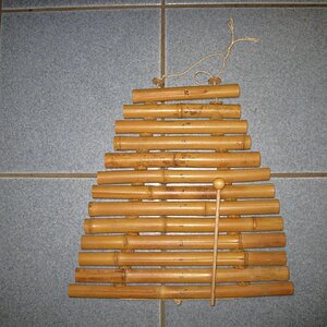 Blasinstrumente 2013 BambushÃ¤ngexylophon.jpg