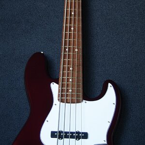 Jazz Bass.jpg