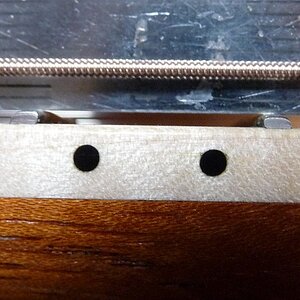 Saitenlage E6 vorher.jpg