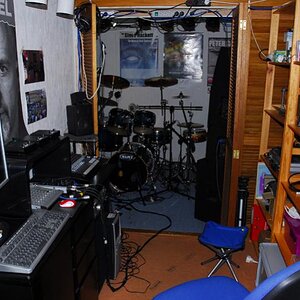 Studio02_F.jpg