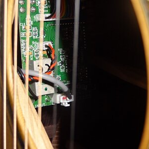 PU Fishman F1 Aura (600x800).jpg