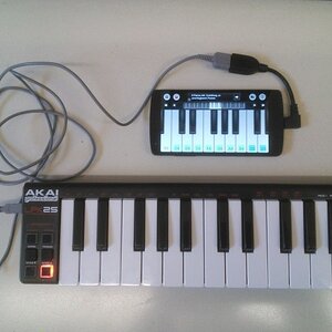 Handy-Piano.jpg