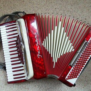Akkordeon Ferrari.jpg