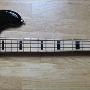 Geddy Lee Jazz Bass.jpg