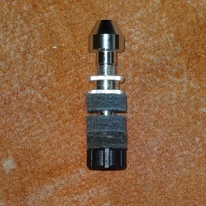 Dixon mit 3 felts.jpg