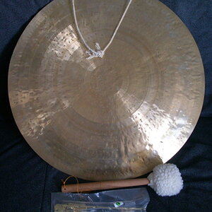 Gong - Schlägel - Halter.jpg