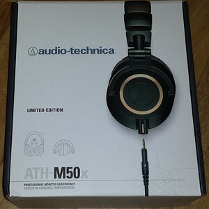 ATH-M50x_Verpackung_zu.jpg
