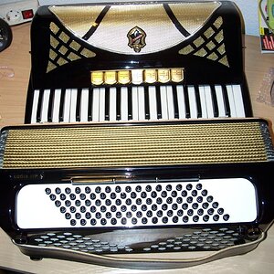 hohnerLucia3Pgekauft-Okt.2015 010.JPG