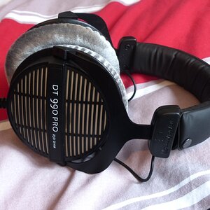 DT990 Pro Bild 01.jpg