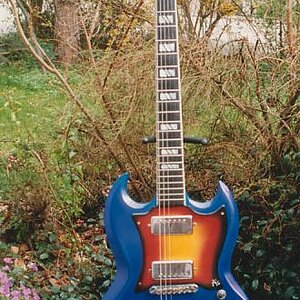 Framus SG blau2154.JPG