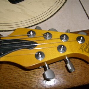 Revelation Kopf_resized.jpg